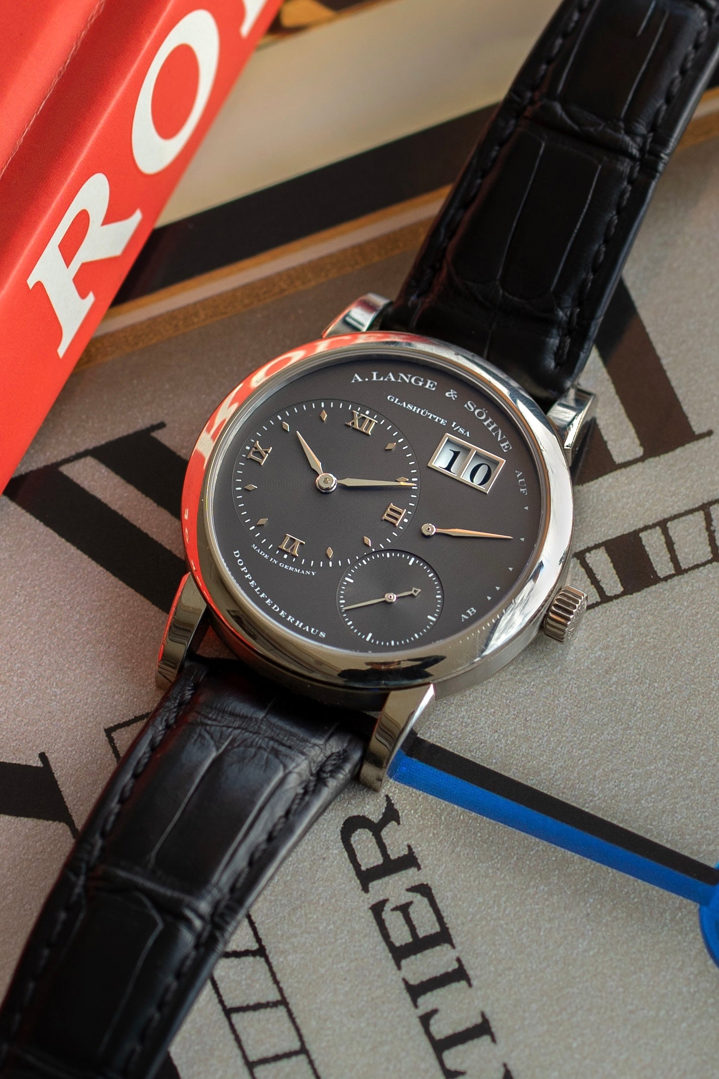 A. Lange et Söhne "Lange 1" ref.101.030 « Cadran gris » 